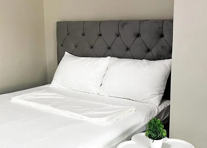 Symphony Tower Quezon 44sqm - Full Glass View Manila